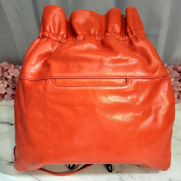 HOBO 'Prose' Orangish/Red Cinched Top Leather Crossbody & Shoulder Purse - Picture 5 of 11